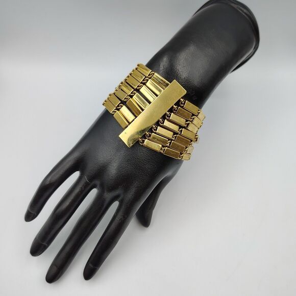 Kate Spade New York Gold Tone Multi Strand Bar Links Statement Bracelet 7.5" - Picture 4 of 11